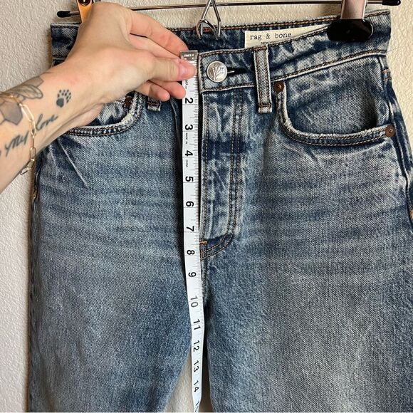 Rag & Bone Ryan Super High-Rise Jean - Norwalk
Relaxed Fit Mid Indigo Jean - Picture 7 of 15